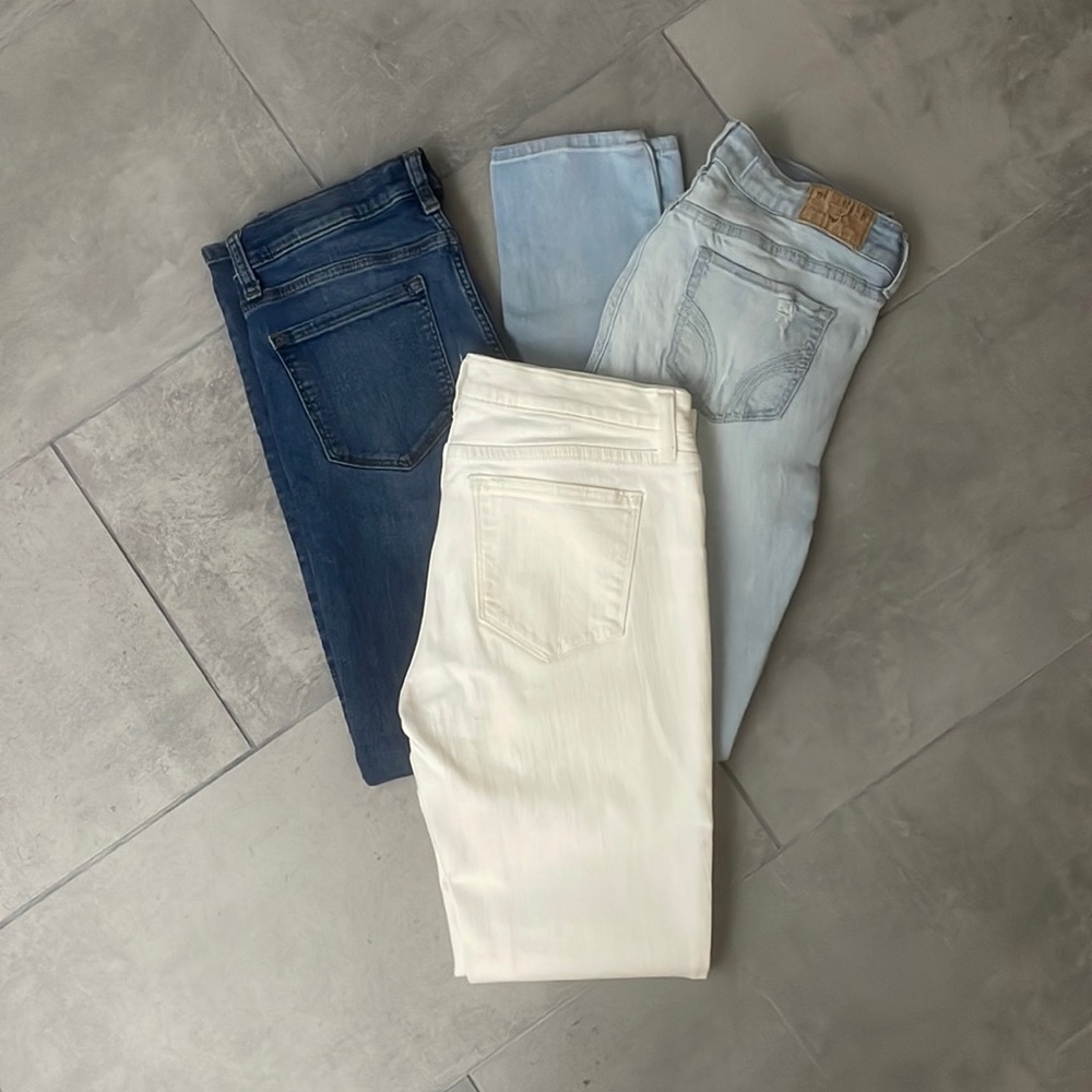 bundle of 3 assorted wash jeans
